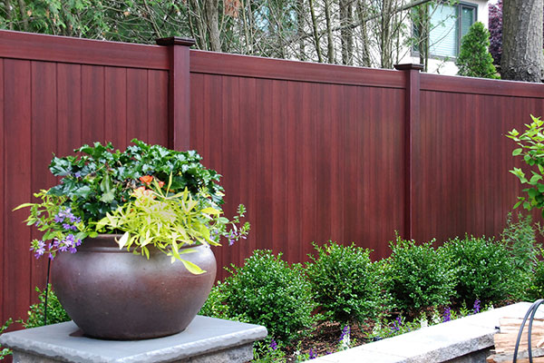 west-meadows-mahogany-fence-1